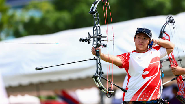 文化输出，巴西选手穿申花球衣参加绝地求生总决赛