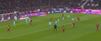 西媒：尤文、法兰克福以及斯图加特询价皇社中场苏契奇